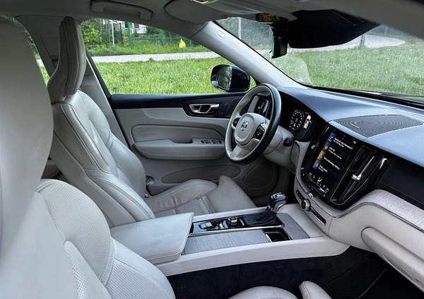 Volvo XC 60 cena 126500 przebieg: 144167, rok produkcji 2018 z Leśnica małe 191
